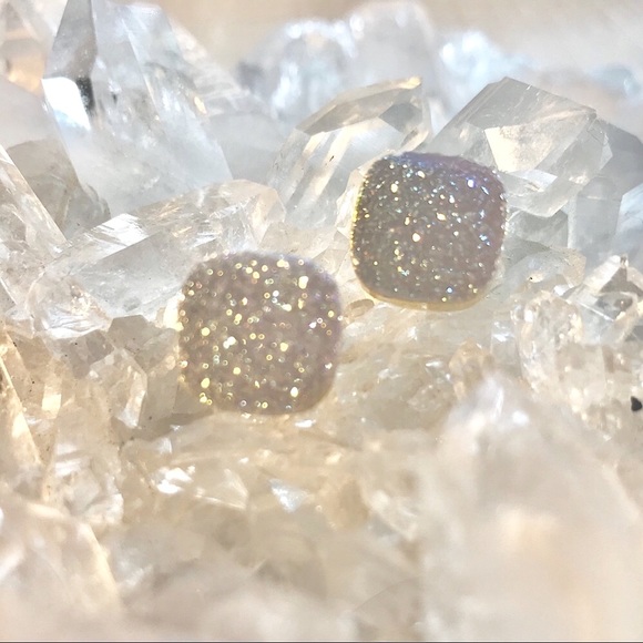 ✨Sparkling Druzy Quartz Earrings ✨ - Picture 6 of 6